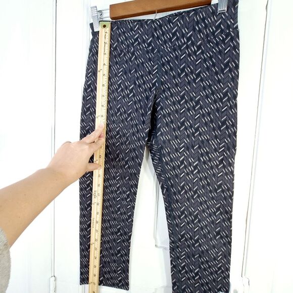 L.L. Bean Charcoal Gray Geometric Carbon Fiber Capri Leggings Sz XS - Picture 10 of 13